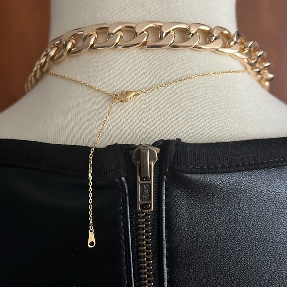 Louis Vuitton Lock - Authentic #303 (no key) includes 2 Necklaces - Picture 8 of 15